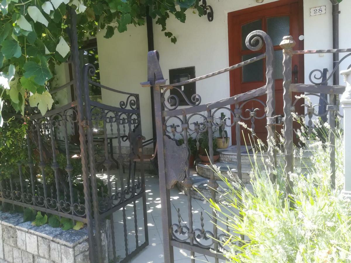 Apartma Zalka Izola Exterior foto